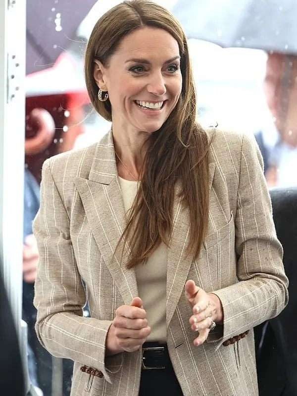 Kate Middleton Blaze Milano Pinstriped Blazer Superstar Jacket