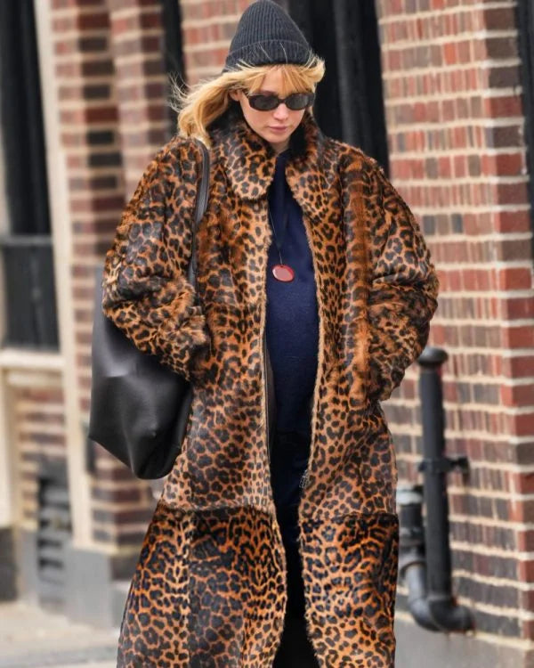 Jennifer Lawrence NYC 2025 Leopard Print Fur Coat Super Star Jacket