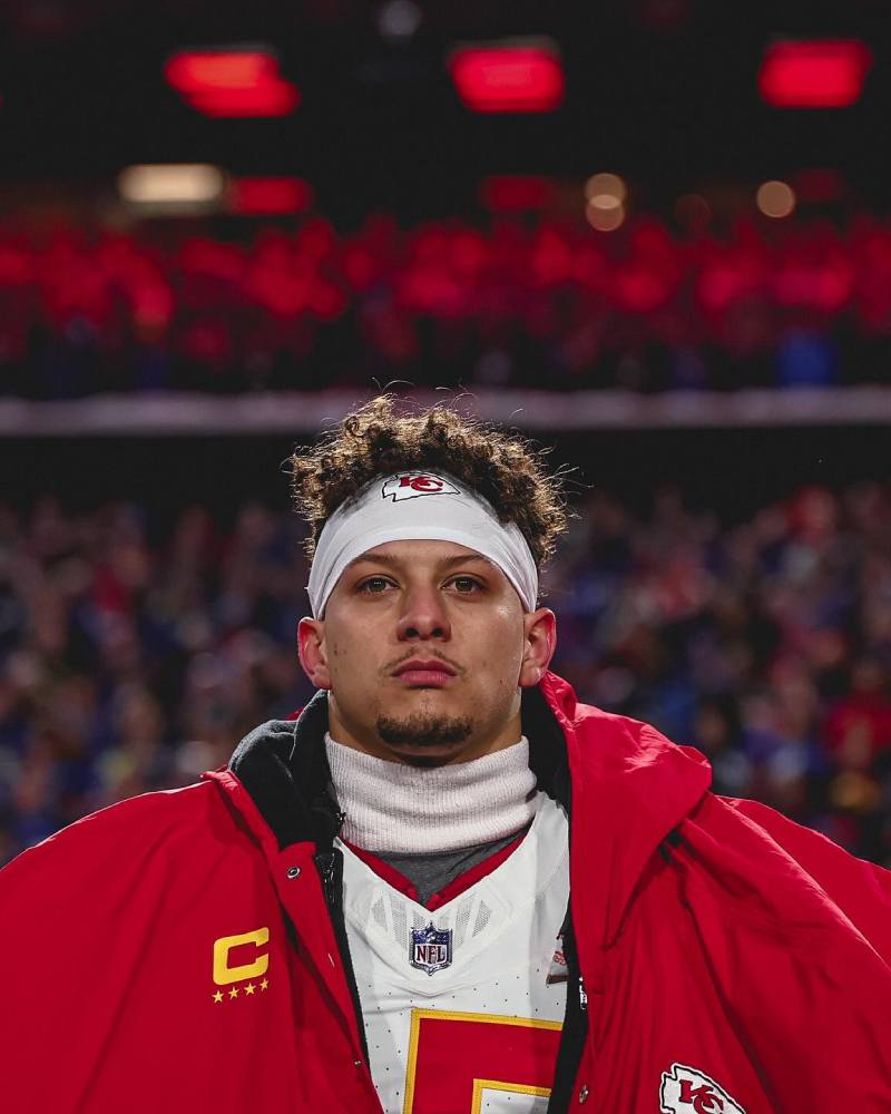 Kansas City Chiefs Sideline Cape Coat Super Star Jacket