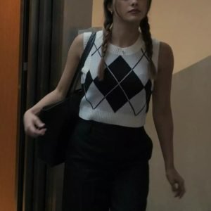 Ana-Film-Upgraded-2024-Camila-Mendes-Argyle-Sweater-Vest