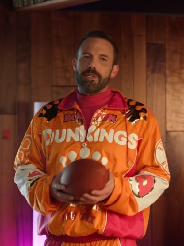 Ben-Affleck-Super-Bowl-Dunkin-Donuts-Jacket-2