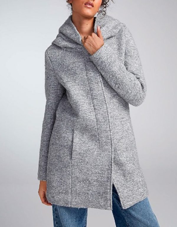 Lark-Tv-Series-Virgin-River-S05-Elise-Gatien-Grey-Hooded-Coat.