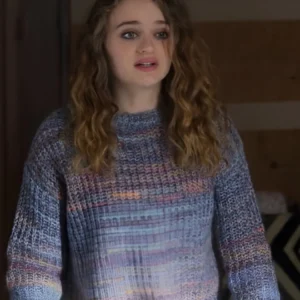 Zara-Ford-Film-A-Family-Affair-2024-Joey-King-Sweater-1